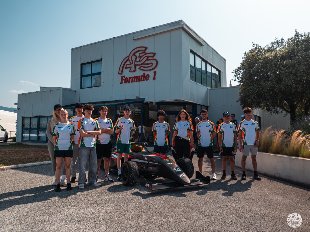 Formula Global Shootout Team at AGS Formule 1 Headquarters